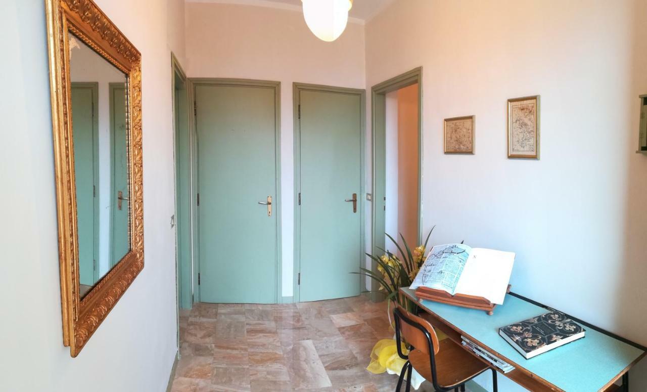 Casa Di Barbara Villa คาสติญโญเน เดลเล สติเวียเร ภายนอก รูปภาพ